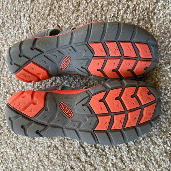 Keen Seacamp II CNX Sandals KIDS Flint Stone Ocean Wave Size 4 US WASHABLE - Picture 3 of 3